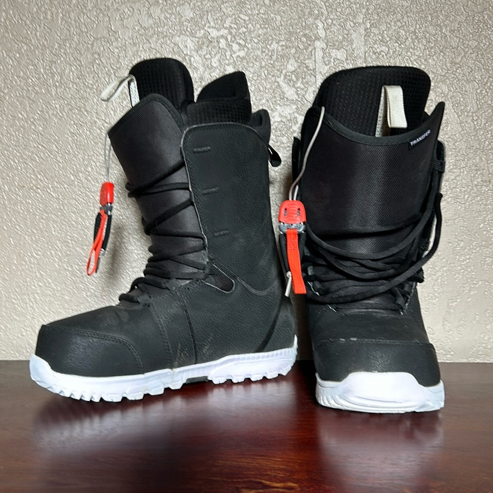 Burton Men’s Transfet-R size 8 Snowboard boots